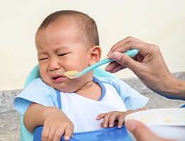 Alasan Si Kecil Susah Makan dan Tips Mengatasinya